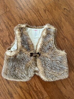 Gymboree Girls Faux Fur Vest in Brown and Cream